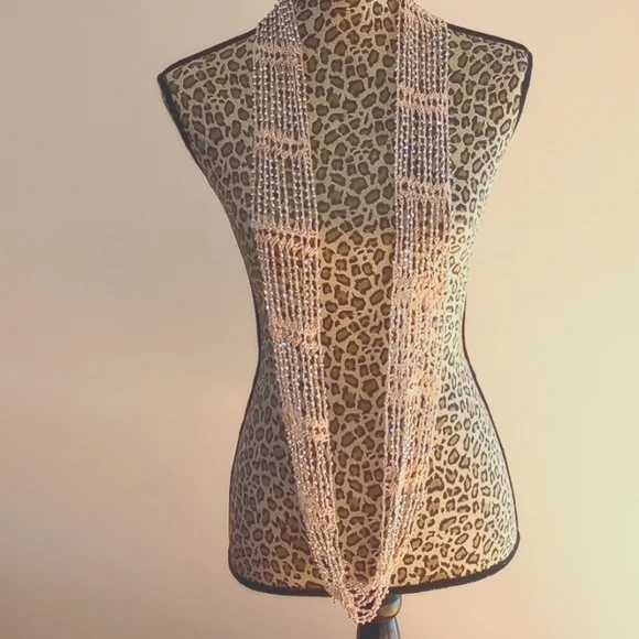 Crocheted Infinity Scarf necklace with silver beading - Picture 1 of 4